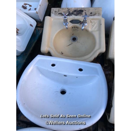 1298 - 3X AGATE SINKS AND ONE SMALL SING