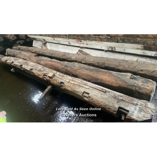 1492 - 3X UNFINISHED RUSTIC OAK BEAMS, LARGEST APPROX. 430CM (L), SEE EXAMPLE OF FINISHED PIECE IN LOTS 106... 