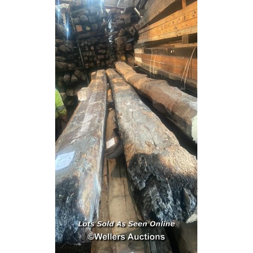 1495 - 3X UNFINISHED RUSTIC OAK BEAMS, LARGEST APPROX. 430CM (L), SEE EXAMPLE OF FINISHED PIECE IN LOTS 106... 