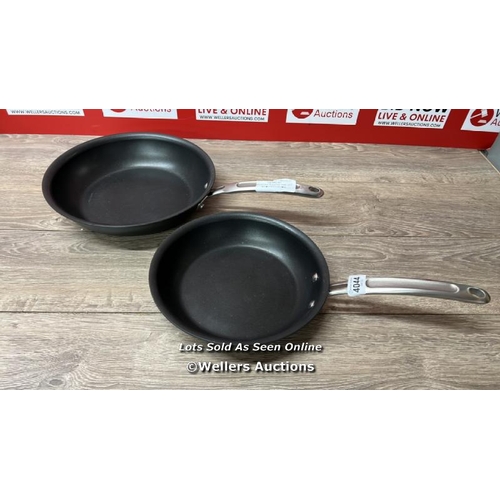 4044 - MON CHATEAU FRY PAN SET / MINIMAL SIGNS OF USE / D35