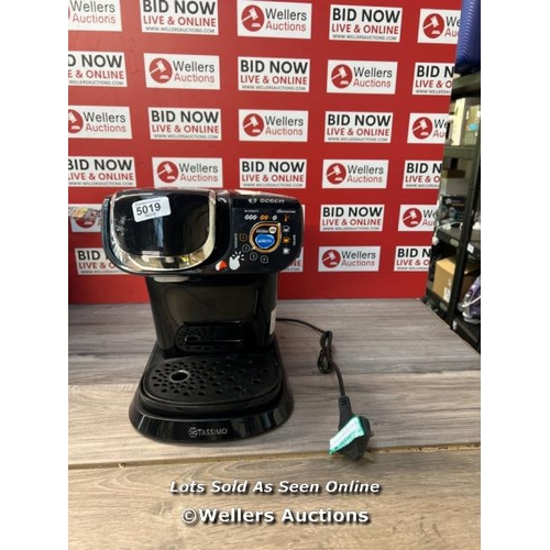 5019 - BOSH TASSIMO COFFEE MAKER / POWERS UP, NOT FULLY TESTED, SIGNS OF USE