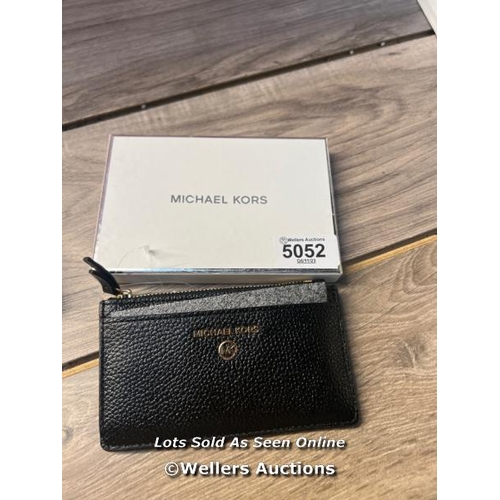 5052 - MICHAEL KORS SLIM LEATHER CARD HOLDER / NEW