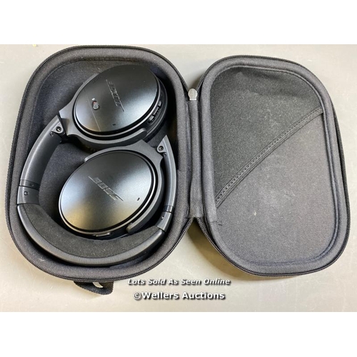 9622 - BOSE HEADPHONES MODEL 425948 INCL. CASE