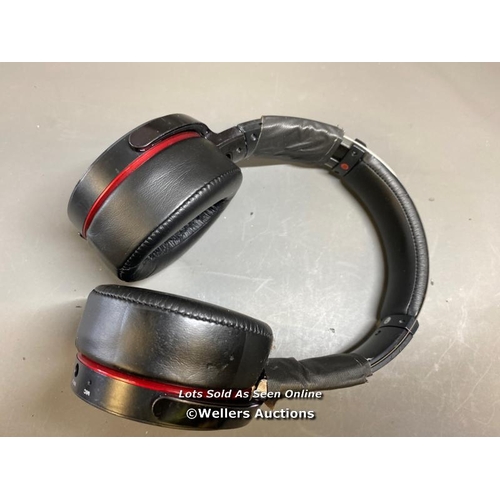 9630 - SONY MDR-XB950B1 HEADPHONES - FRAME DAMAGED