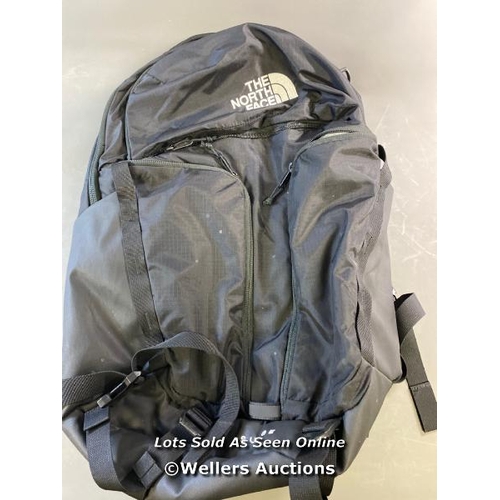 9691 - THE NORTH FACE BACKPACK