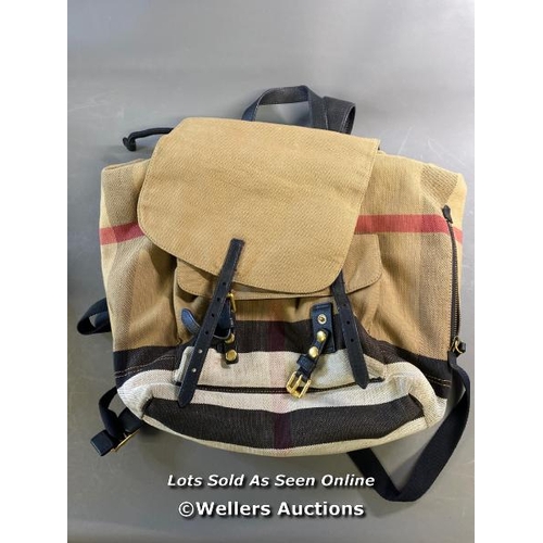 9692 - BURBERRY BACKPACK