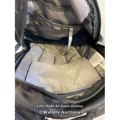 9700 - THE NORTH FACE BACKPACK