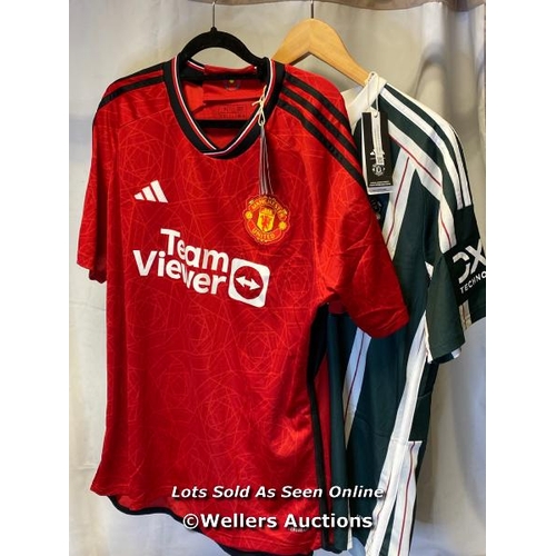 9705 - X2 NEW MANCHESTER UNITED SHIRTS SIZE XL INCL. RASHFORD 10 AND MOUNT 7