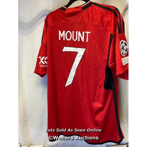 9705 - X2 NEW MANCHESTER UNITED SHIRTS SIZE XL INCL. RASHFORD 10 AND MOUNT 7