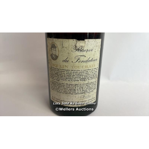 12 - 1959 Moulin Touchais Anjou L.Touchais Proprietaire, 73cl, 12% vol / Please see images for fill level... 