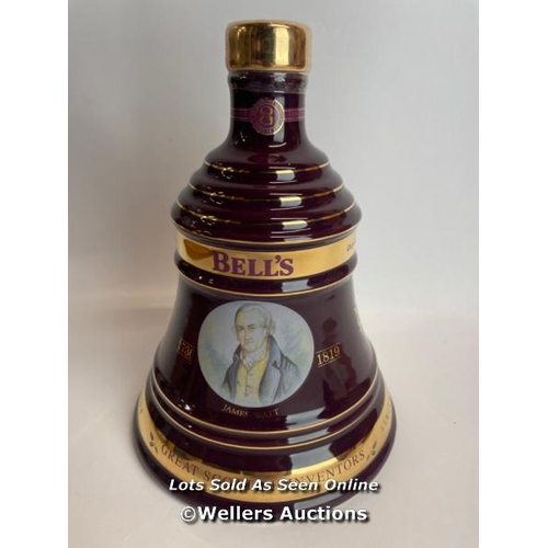 23 - Bell's 2002 Old Scotch Whisky Limited Edition Christmas Decanter, Aged 8 Years, Brand New and Boxed,... 