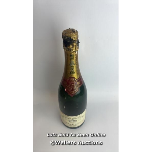 77 - Seven bottles of 1952 Krug & Co Reims Champagne Private Cuvee, Extra Sec, 3.042.212, With original p... 