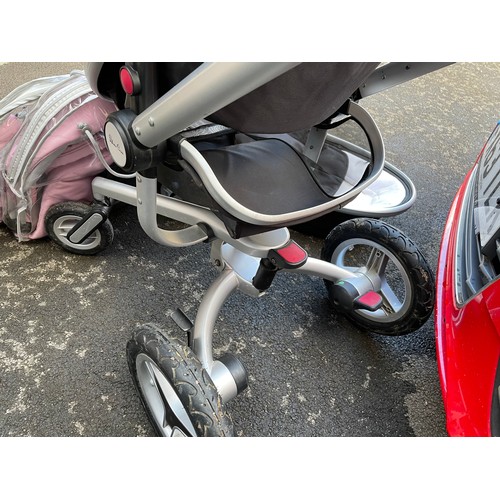 8201 - SILVERCROSS SURF 2 FULL PRAM SET, WITH EXTRA PINK HOOD AND APRON SET, FULLY FUNCTIONAL, SEE IMAGES F... 