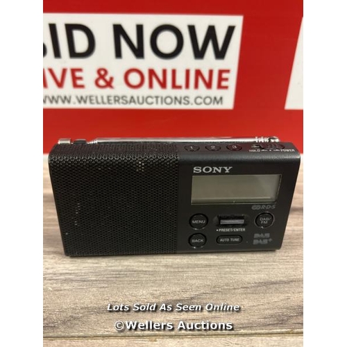 8013 - SONY XDR-P1 PORTABLE DAB/DAB+/FM DIGITAL RADIO / SIGNS OF USE / NOT FULLY CHECKED / MAY REQUIRE CHAR... 