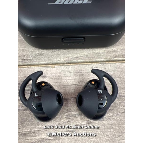 8040 - BOSE SPORT EARBUDS TRUE WIRELESS IN-EAR HEADPHONES / POWERS UP, CONNECTS TO BT, LEFT EARPOD PLAYS MU... 