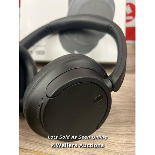 8055 - SONY WHCH720NB NOISE CANCELLING OVEREAR HEADPHONES / POWER UP, CONNNECT TO BT, PLAY MUSIC, MINIMAL S... 