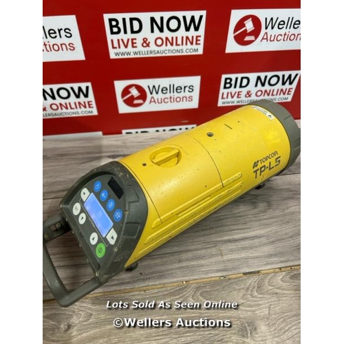 8102 - TOPCON TP-L5G GREEN BEAM PIPE LASER KIT / POWERS UP, BATTERY NEEDS CHARGING, NOT FULLY TESTED, SIGNE... 