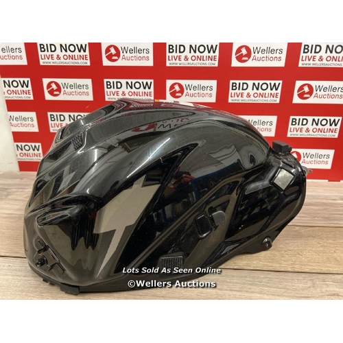 8105 - SUZUKI GSX-S750 Z 2021 4,124 MILES PETROL FUEL TANK (12044)