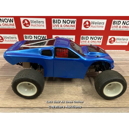 8107 - VINTAGE TRAXXAS NITRO HAWK