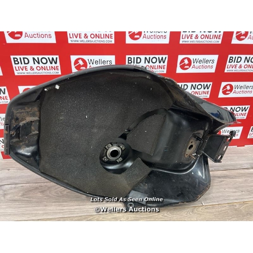 8116 - HONDA CBR1100XX BLACKBIRD 1997 - 99 WATER TANK - NO DENTS! - BLACK VGC #225