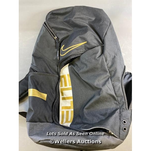 9767 - NIKE BACKPACK