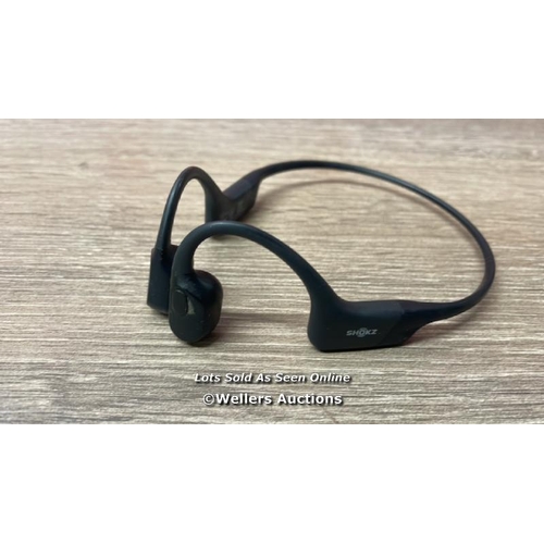 8051 - SHOKZ OPEN RUN BONE CONDUCTION HEADPHONES / POWERS UP AND CONNECTS TO BLUETOOTH, SOUND FROM BOTH SID... 