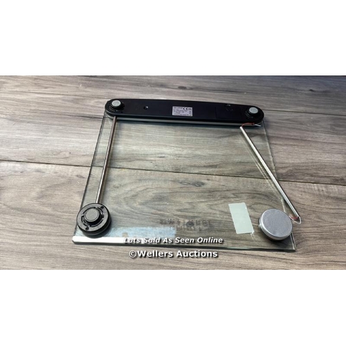 7603 - JLP DIGITAL SCALE / SIGNS OF USE, DAMAGED / H66