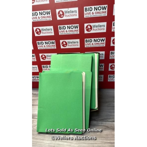 7628 - SELECTION OF FOLDER FILE SLEEVE POCKETS / H71