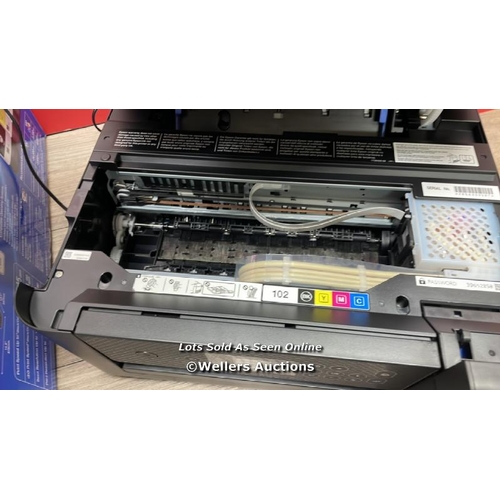 6062 - EPSON ET-2851 INK JET PRINTER / POWERS UP / SIGNS OF USE / A36