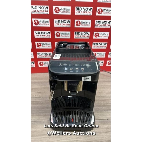 6069 - DE'LONGHI MAGNIFICA EVO BEAN TO CUP COFFEE MACHINE ECAM290.22.B / 4 COFFEE BASED ONE-TOUCH RECIPES /... 