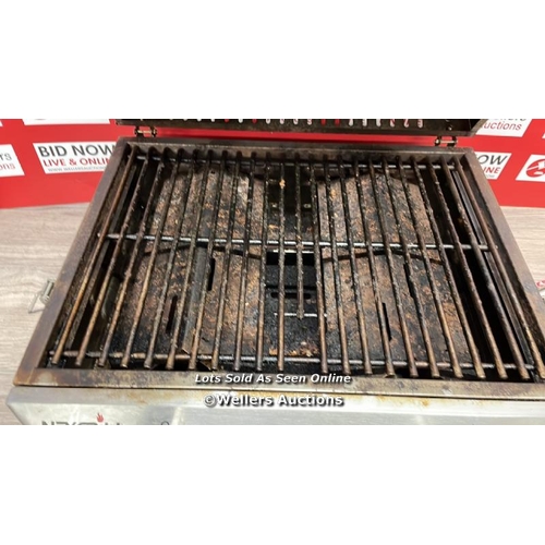 6077 - NEXGRILL STAINLESS STEEL 2 BURNER BBQ / SIGNS OF USE / A38