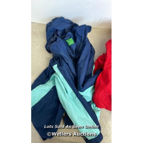 7009 - LADIES REGATTA JACKET SIZE 10 AND CHILDRENS MOUNTAIN WAREHOUSE JACKET SIZE 5-3 / G81