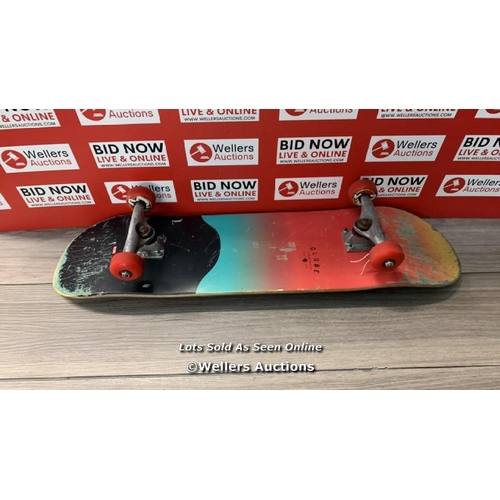 7051 - PRE-OWNED SKATEBOARD / GE