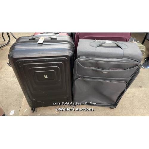 7082 - X2 PRE-OWNED LUGGAGE INCL. IT / G77