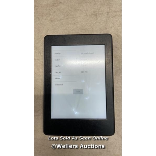 7106 - AMAZON KINDLE PAPERWHITE - DISPLAY DAMAGED / RESTORED TO FACTORY DEFAULTS / G11