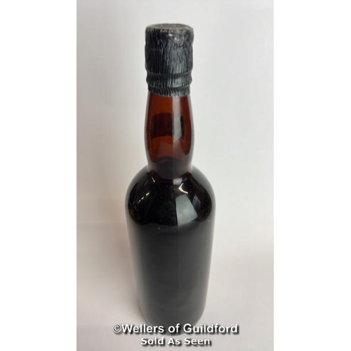 55 - Hooper's Hunting Port, 20 years old and matured in cask / Please see images for fill level and gener... 