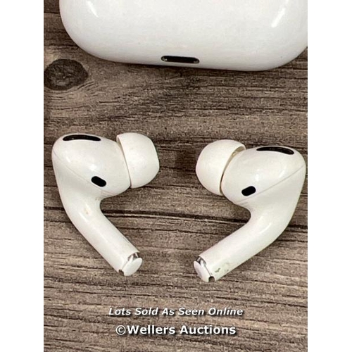 8018 - APPLE AIRPODS PRO (2ND GEN) / MQD83ZM/A / MAGSAFE CHARGING CASE WITH LANYARD LOOP / POWERS UP / CONN... 