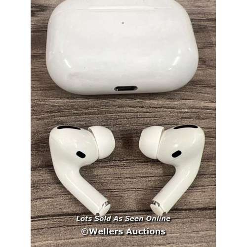 8067 - APPLE AIRPODS PRO / WITH CHARGING POD / MWP22ZM/A  / POWERS UP / CONNECTS TO BT / PLAYS MUSIC / RIGH... 