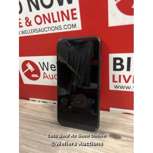 8075 - APPLE IPHONE XR 64GB - BLACK / POWERS UP / SIGNS OF USE / DISABLED(SEE IMAGES) / SCRATCHED