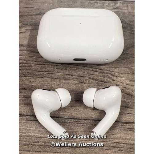 8082 - APPLE AIRPODS PRO (2ND GEN) / MQD83ZM/A / MAGSAFE CHARGING CASE WITH LANYARD LOOP / POWER UP / CONNE... 