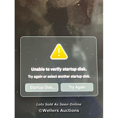 8100 - APPLE MACBOOK AIR 13 / POWERS UP / SIGNS OF USE / STARTUP DISK ERROR