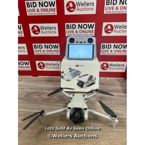 8108 - DJI MINI 3 WITH DJI REMOTE CONTROL / POWERS UP, SIGNS OF USE, DAMAGED GIMBAL(SEE IMAGES), FLIES SUCC... 