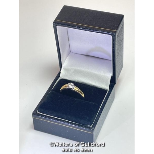 392 - Diamond solitaire ring in hallmarked 18ct gold. Estimated diamond weight 0.23ct, colour J-K, clarity... 