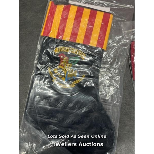 3858 - HARRY POTTER HOGWARTS DESIGN STOCKING / NEW / DS