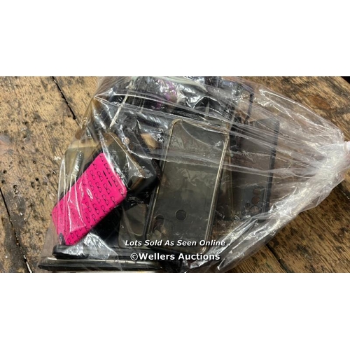 3893 - BAG OF PHONE CASES / UPSTAIRS / H66