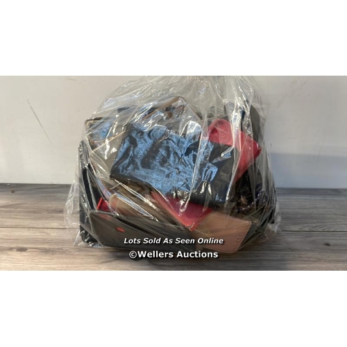 3911 - BAG OF PHONE AND TABLET CASES / UPSTAIRS / H27