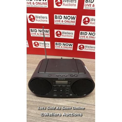 3143 - SONY CD BOOMBOX ZS-PS55B / H52