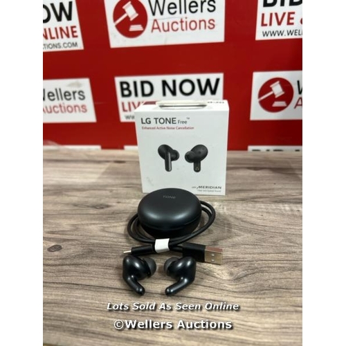 8010 - LG UFP5 WIRELESS EARBUDS / POWERS UP / CONNECTS TO BT / PLAYS MUSIC / SIGNS OF USE