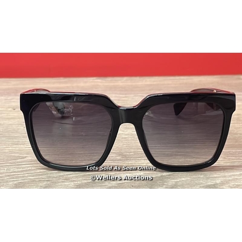 8060 - FURLA SFU594 0700 55X18 SUNGLASSES / MINIMAL SIGNS OF USE