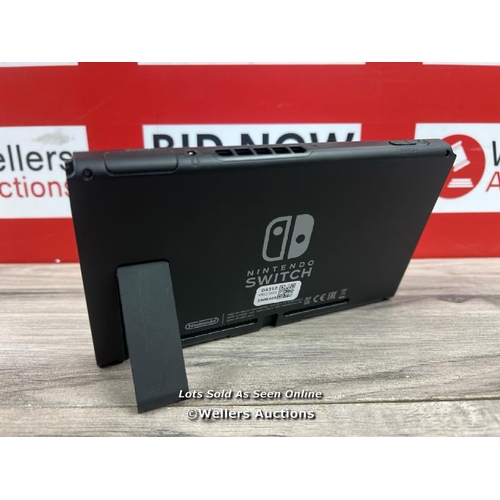 8104 - NINTENDO SWITCH CONSOLE HAC-001(-01) SCREEN ONLY / POWERS UP / SIGNS OF USE / NOT FULLY TESTED / WIT... 